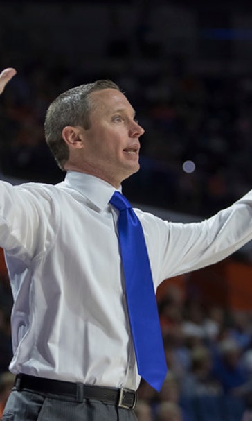 No. 5 Florida upset again, this time by Loyola-Chicago 65-59 (Dec 06, 2017)